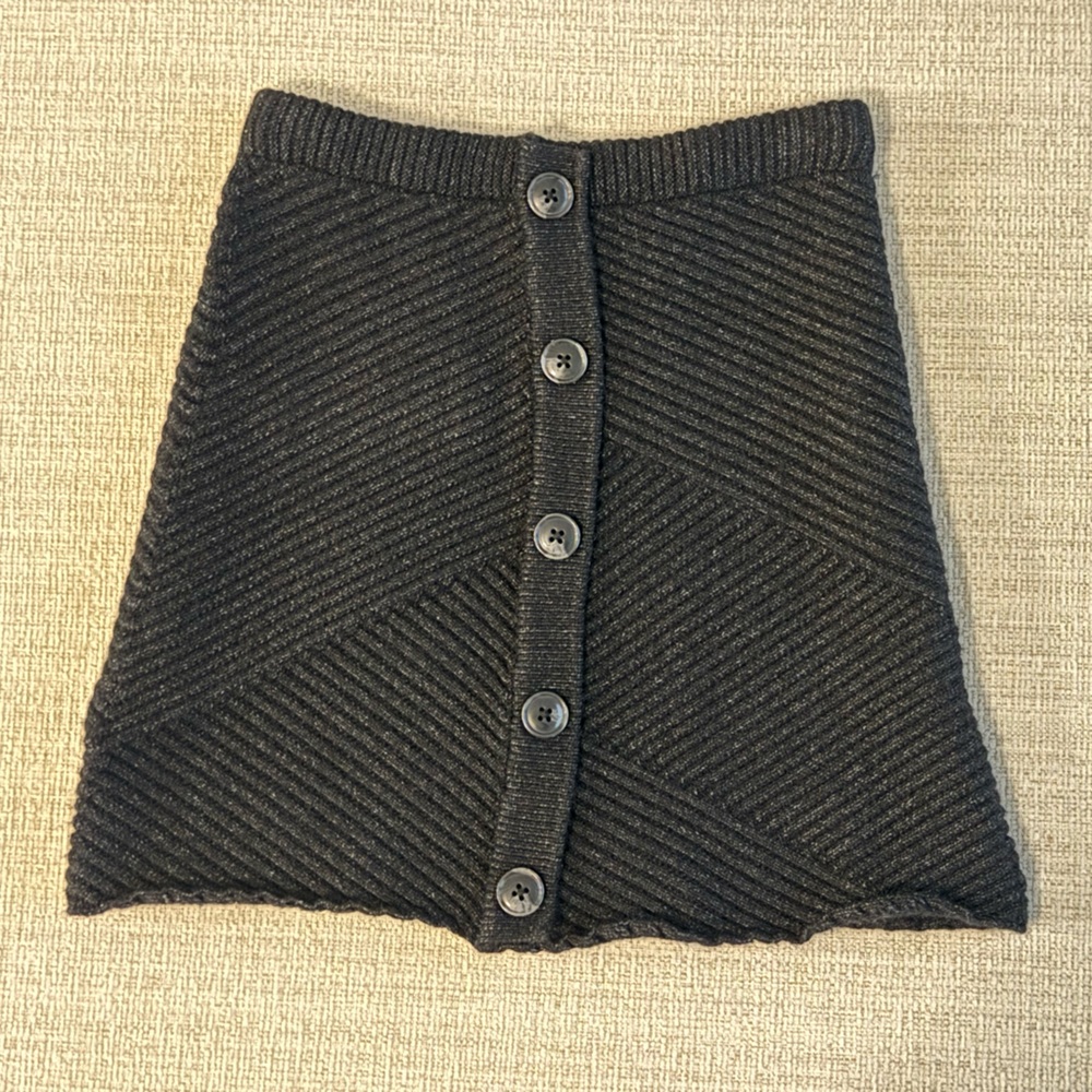 Truce Knit Skirt girls size 8 dark gray